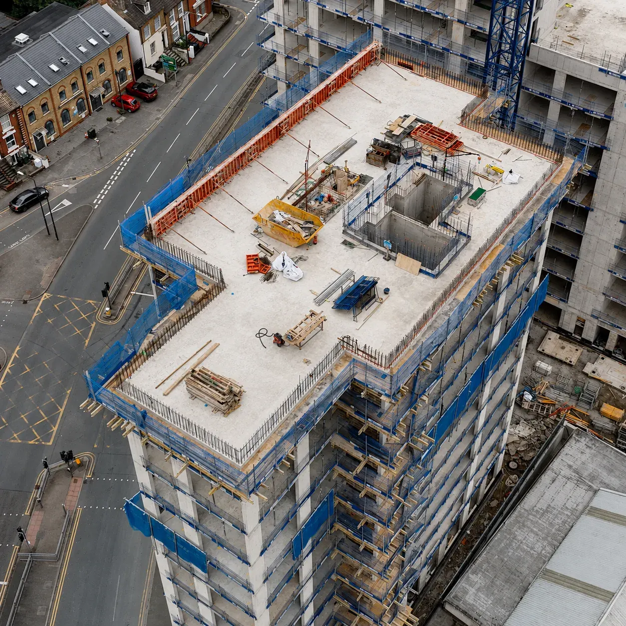 Construction tower approaching topping out